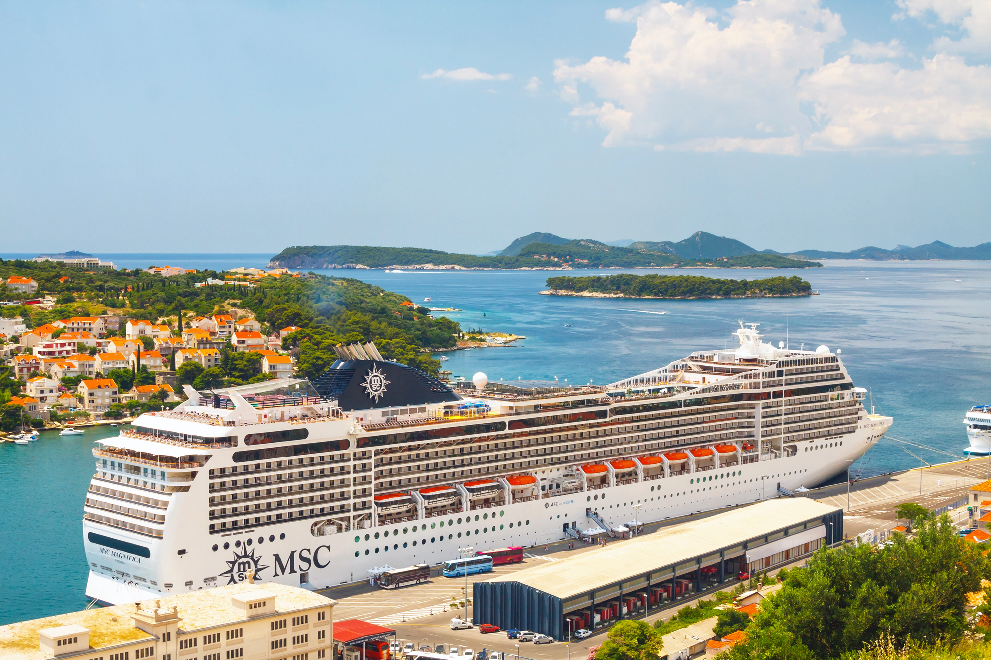 🚢 Up to 35% Off + $500 OBC + Kids Sail Free with MSC Cruises! 🎉